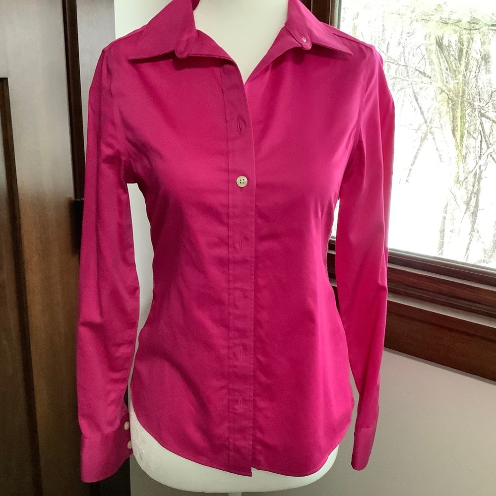 NWOT Banana Republic 0P fitted bright pink buttoned down shirt